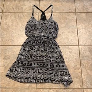 Black and white printed dress